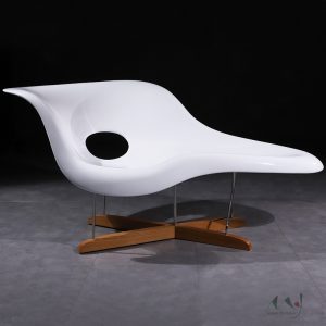 duck head shaped noble consort chair